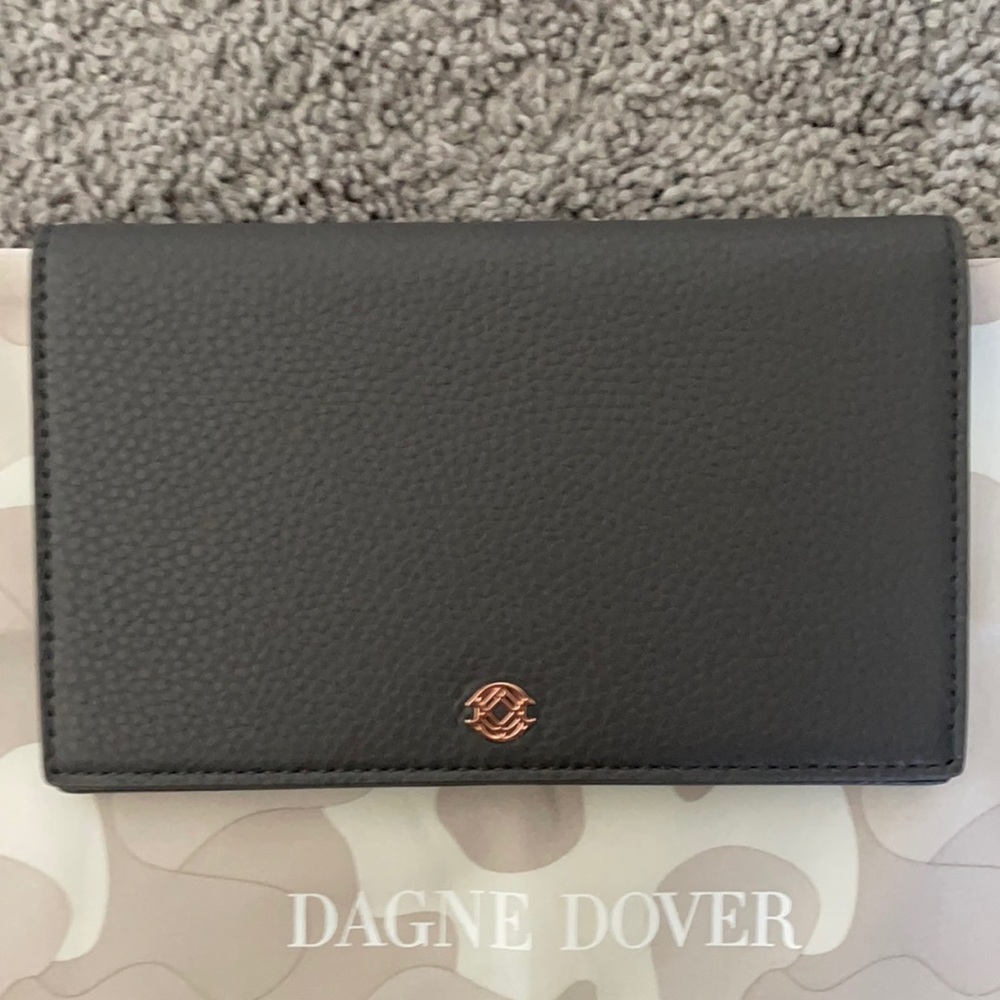 NWT Dagne Dover Accordion Travel Wallet (graphite)